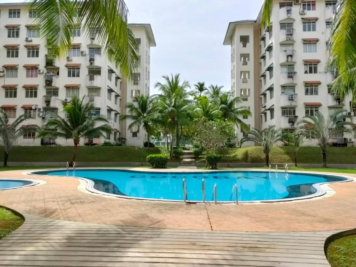 Budget 2-Bedroom@Cocobay Resort Condominium Port Dickson Exterior foto